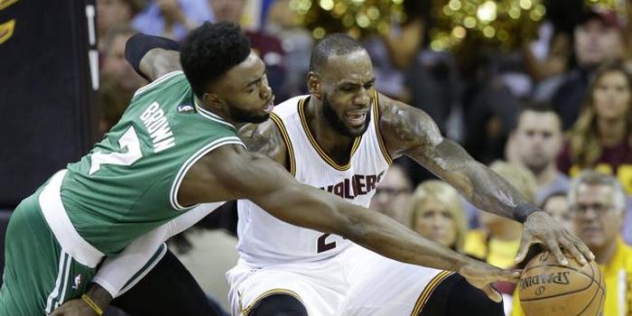  杰伦布朗末节发威凯尔特人险胜篮网